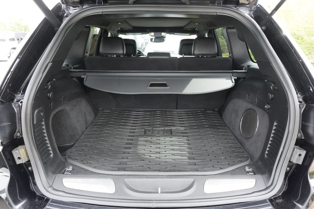 Used 2019 Jeep Grand Cherokee SRT AWD/4WD image 31