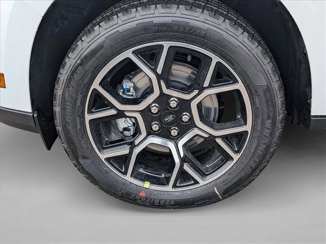 New 2026 Ford Maverick Lariat image 15