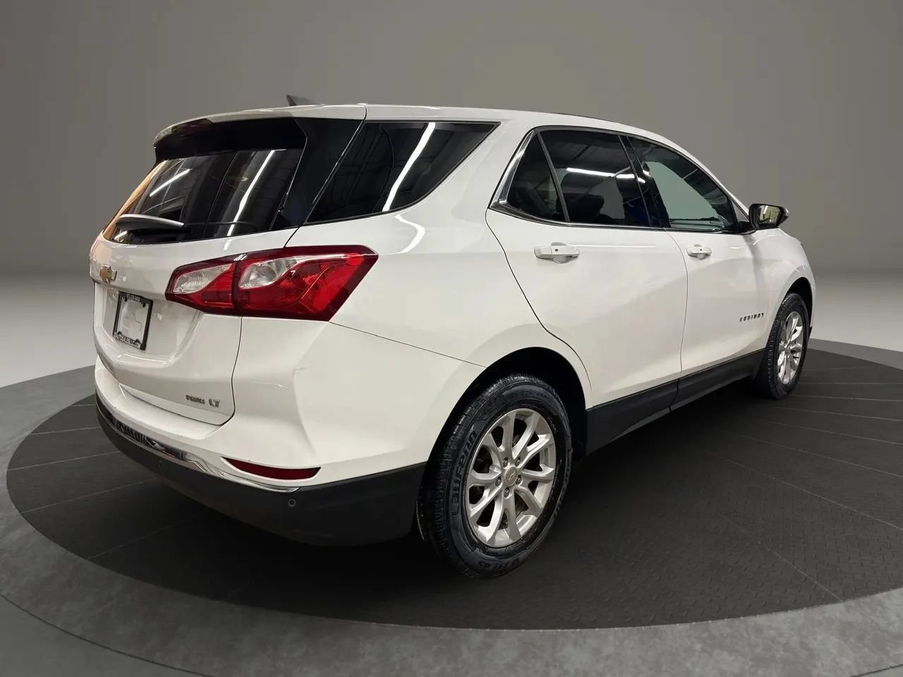 Used 2019 Chevrolet Equinox LT AWD/4WD image 8