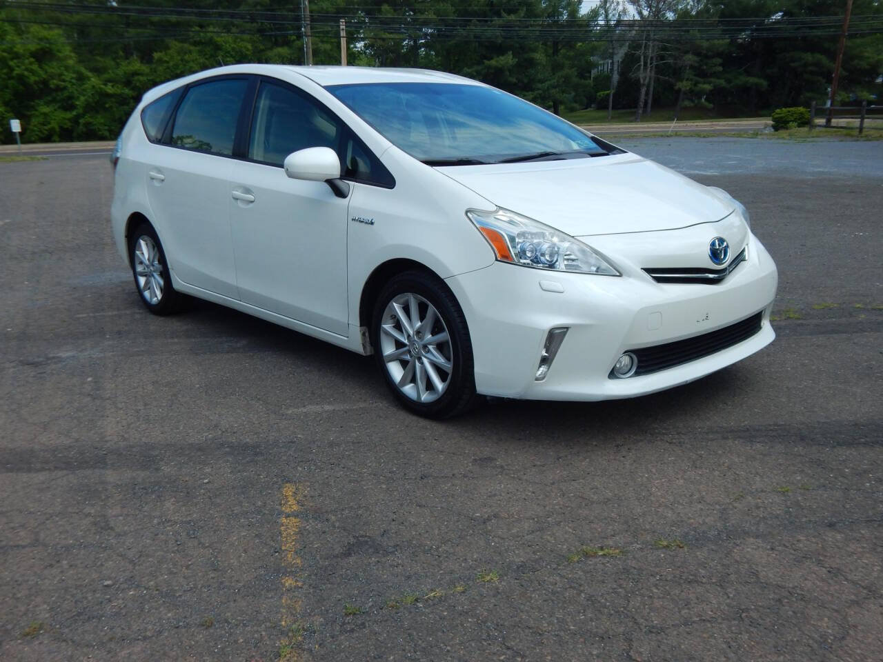 Used 2013 Toyota Prius V Five FWD image 6