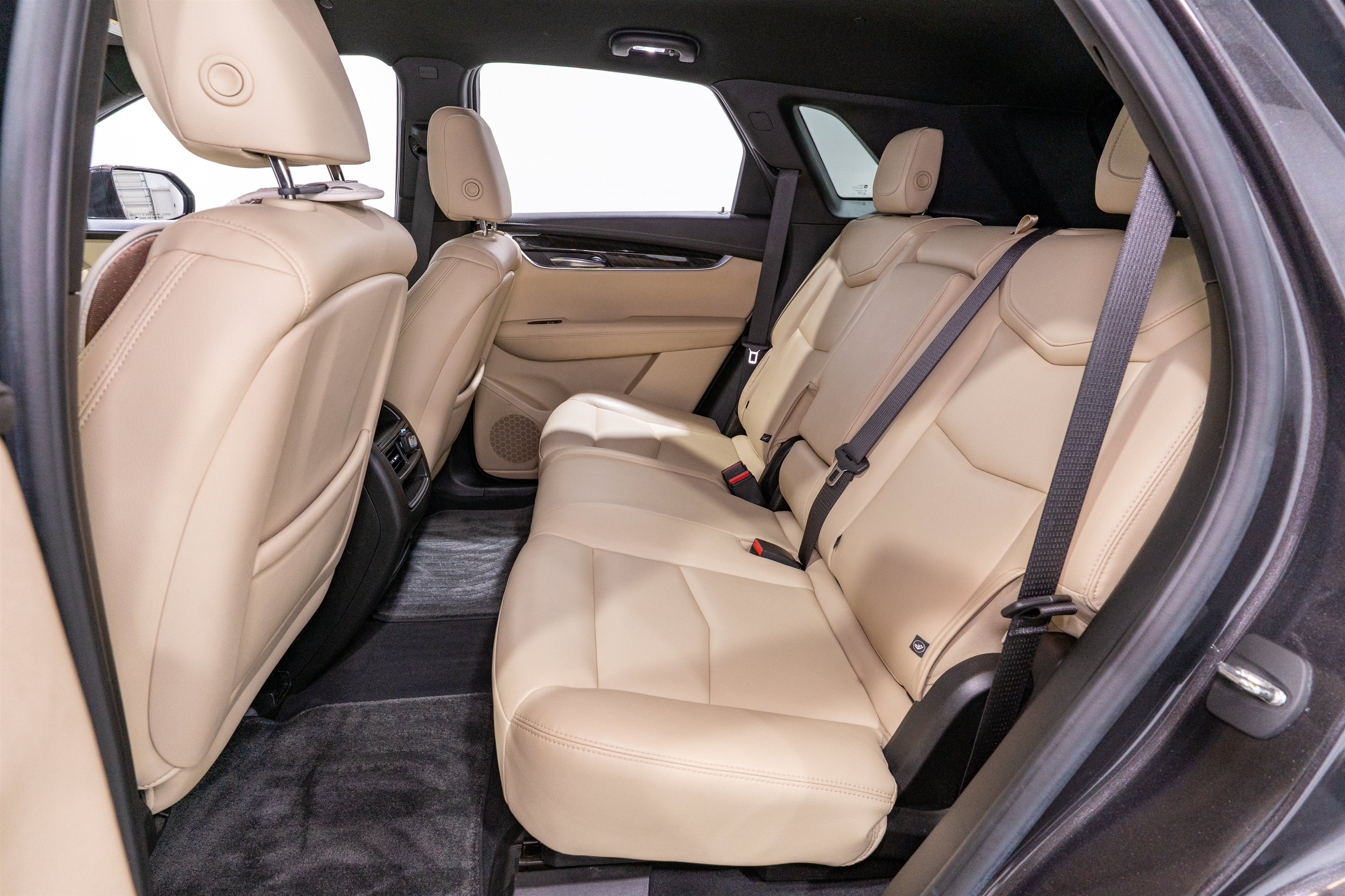Used 2019 Cadillac XT5 FWD image 26
