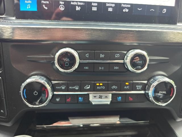 Used 2024 Ford F350 Lariat w/ Lariat Ultimate Package AWD/4WD image 10