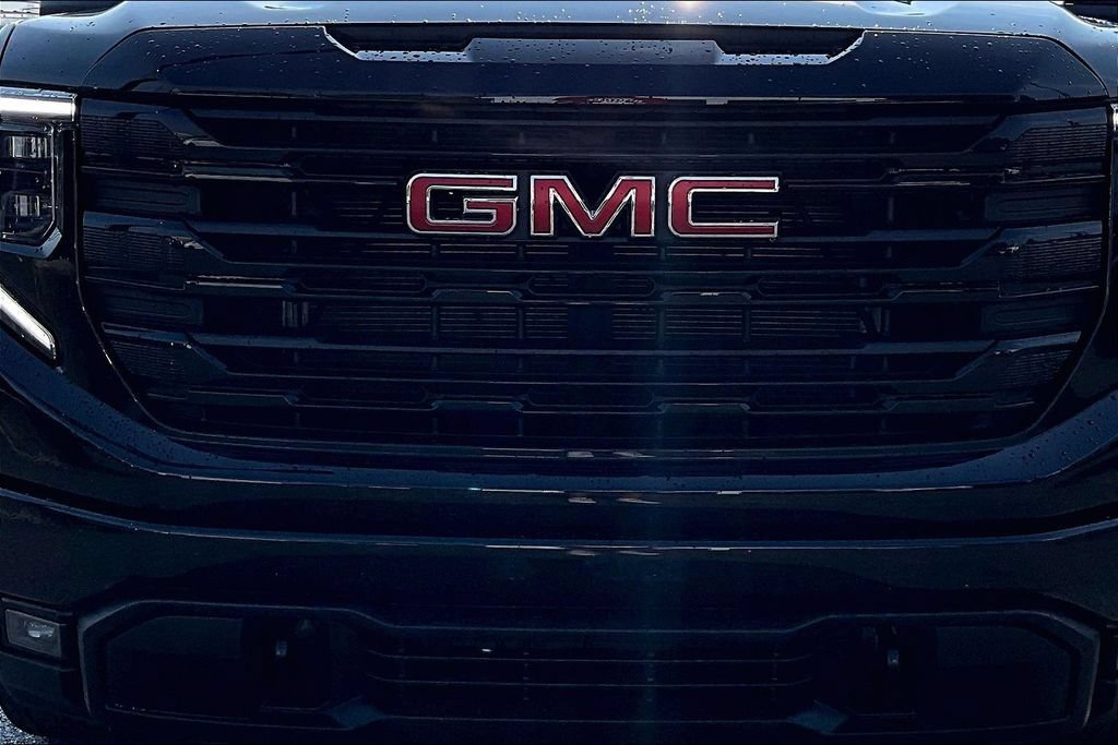 Used 2024 GMC Sierra 1500 Elevation w/ Max Trailering Package AWD/4WD image 33