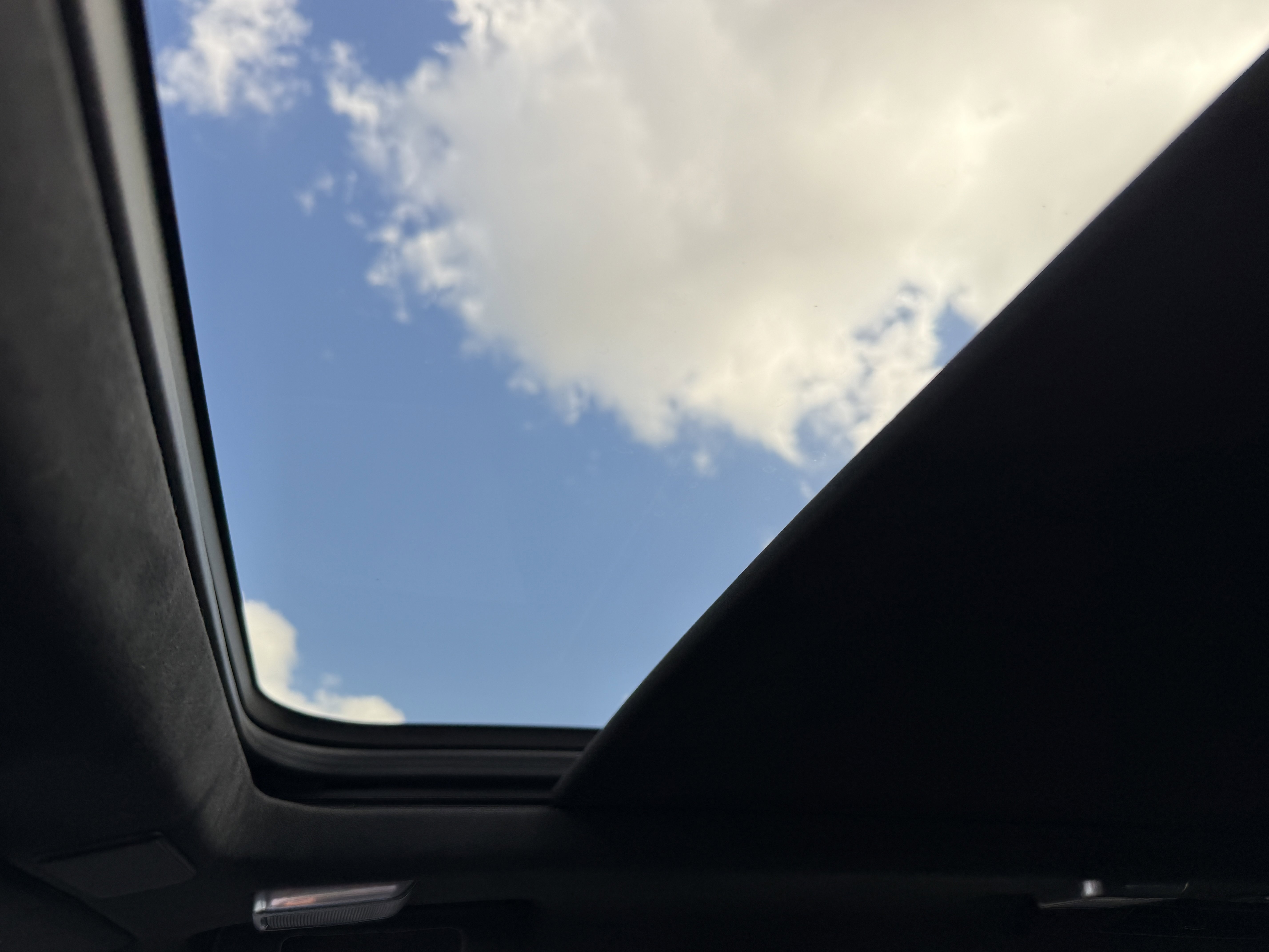 Certified 2023 Cadillac Escalade Premium Luxury Platinum w/ LPO, Radiant Package image 21