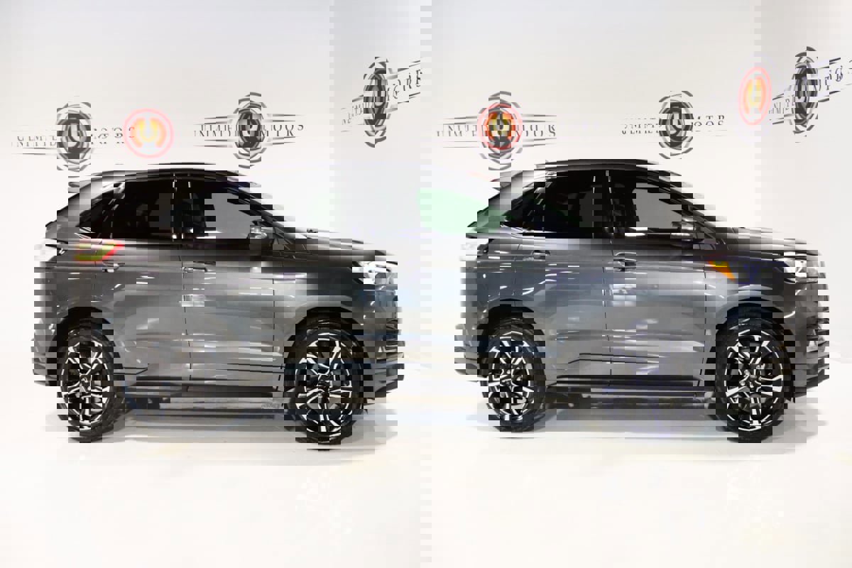 Used 2019 Ford Edge ST w/ Cold Weather Package image 28