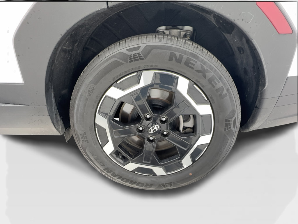 Used 2026 Hyundai Santa Fe SEL FWD image 12