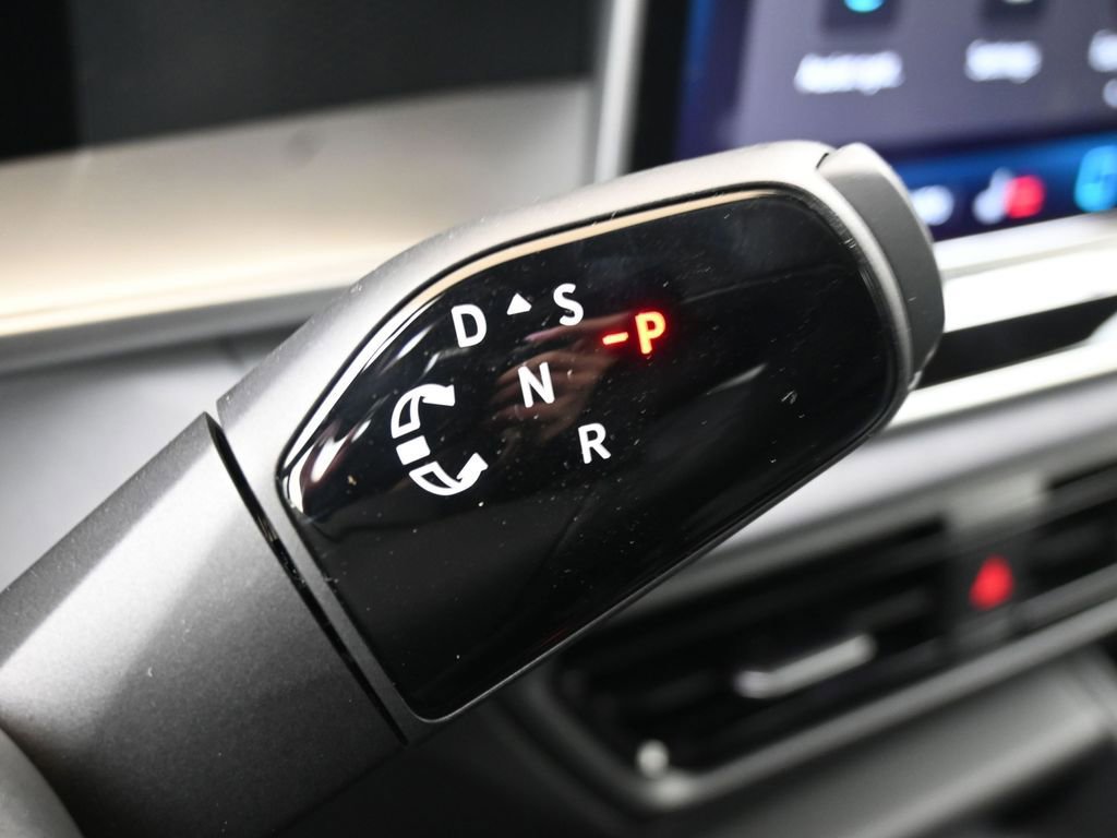 New 2026 Volkswagen Tiguan SE R-Line image 29