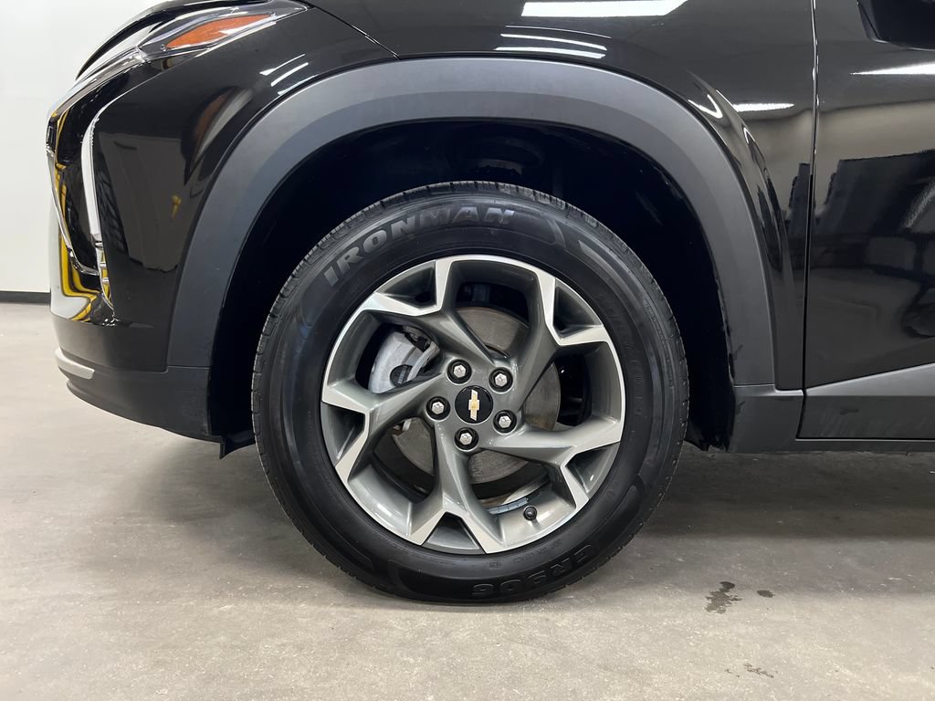 Used 2024 Chevrolet Trax LT FWD image 28