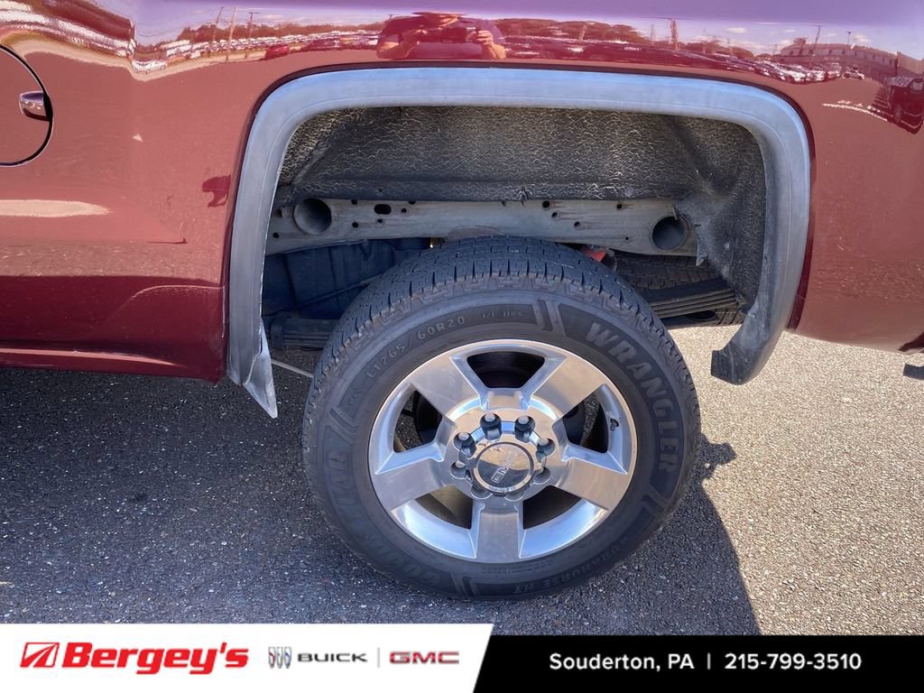 Used 2016 GMC Sierra 2500 Denali w/ Duramax Plus Package AWD/4WD image 7