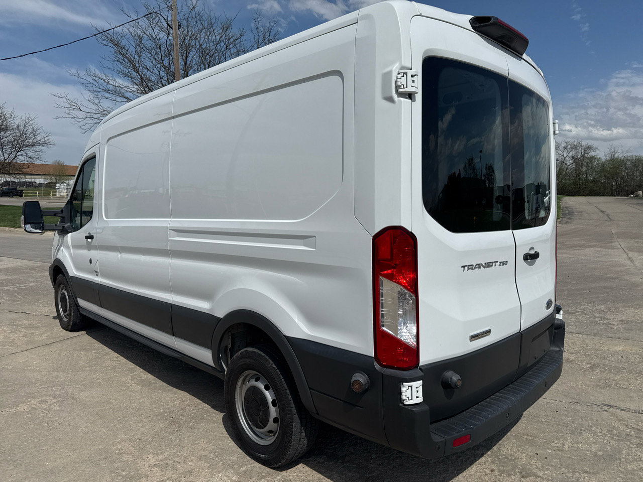 Used 2018 Ford Transit 250 148 Medium Roof w/ Interior Upgrade Package image 9