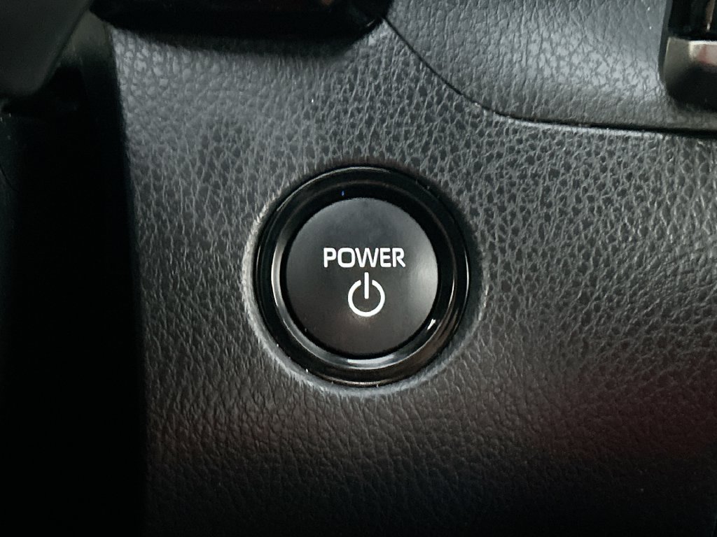 Used 2026 Toyota Camry SE FWD image 19
