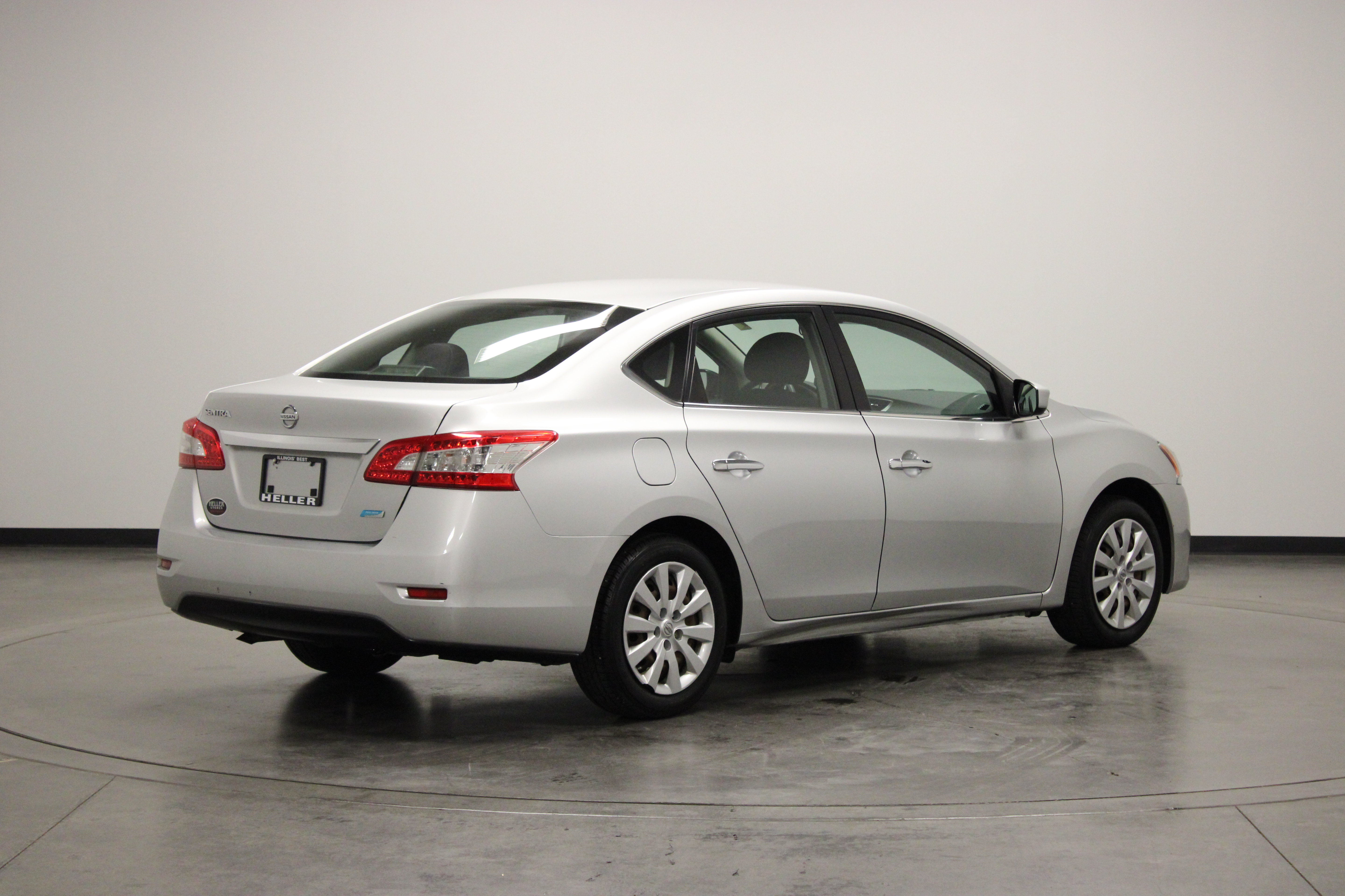 Used 2014 Nissan Sentra S FWD image 8