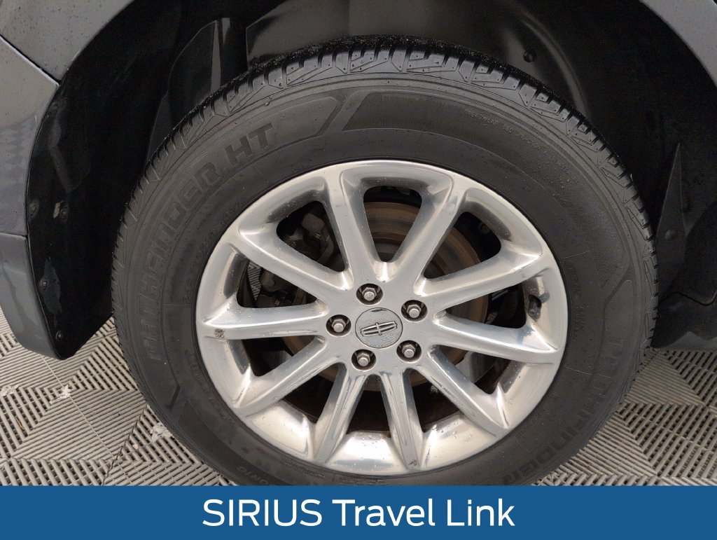 Used 2013 Lincoln MKX FWD image 19