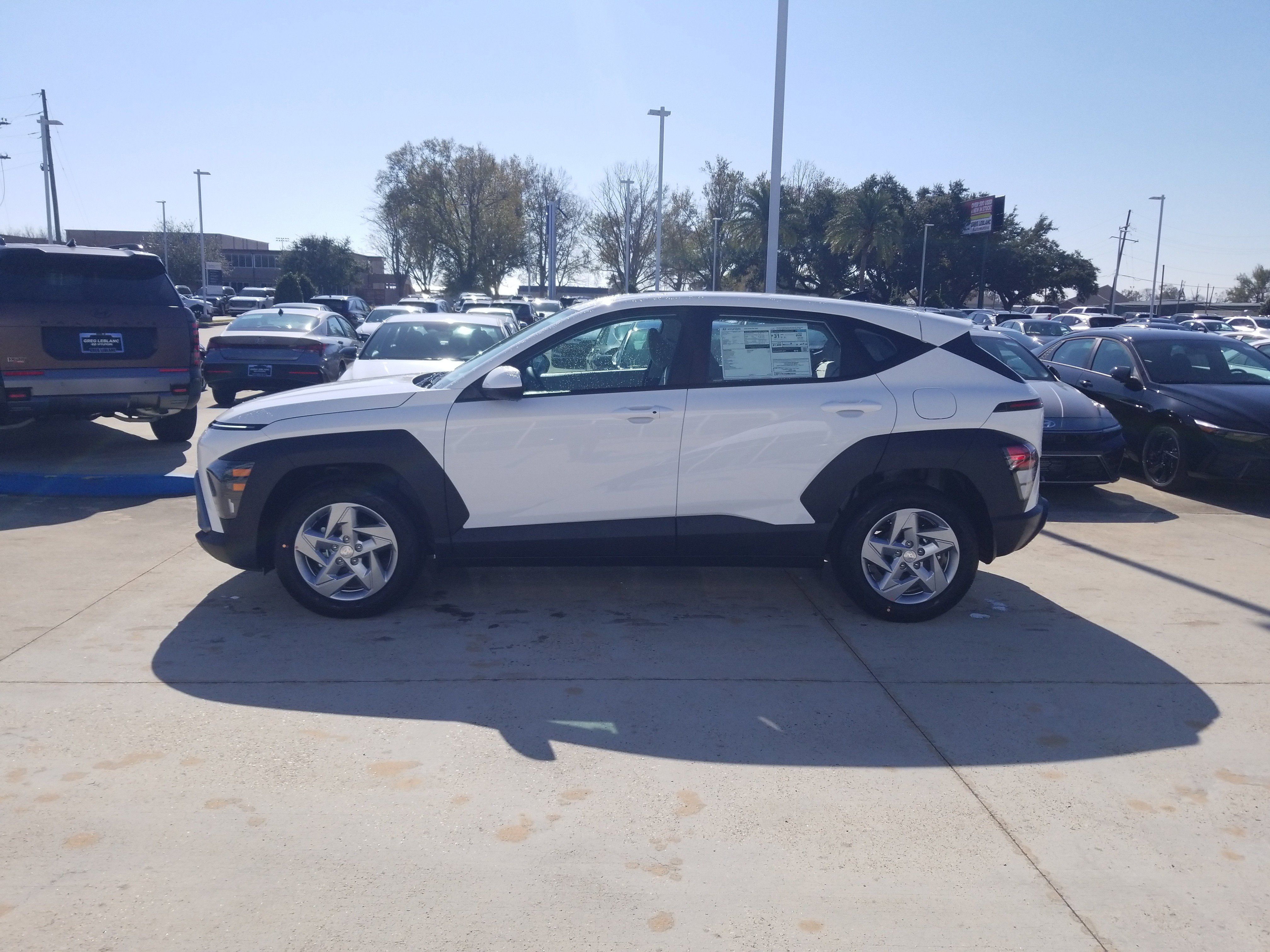 New 2026 Hyundai Kona SE image 4