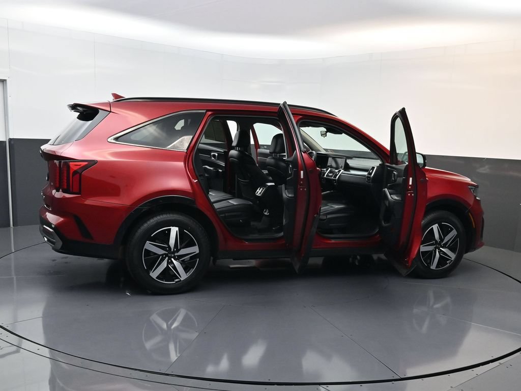 Used 2021 Kia Sorento S FWD image 30