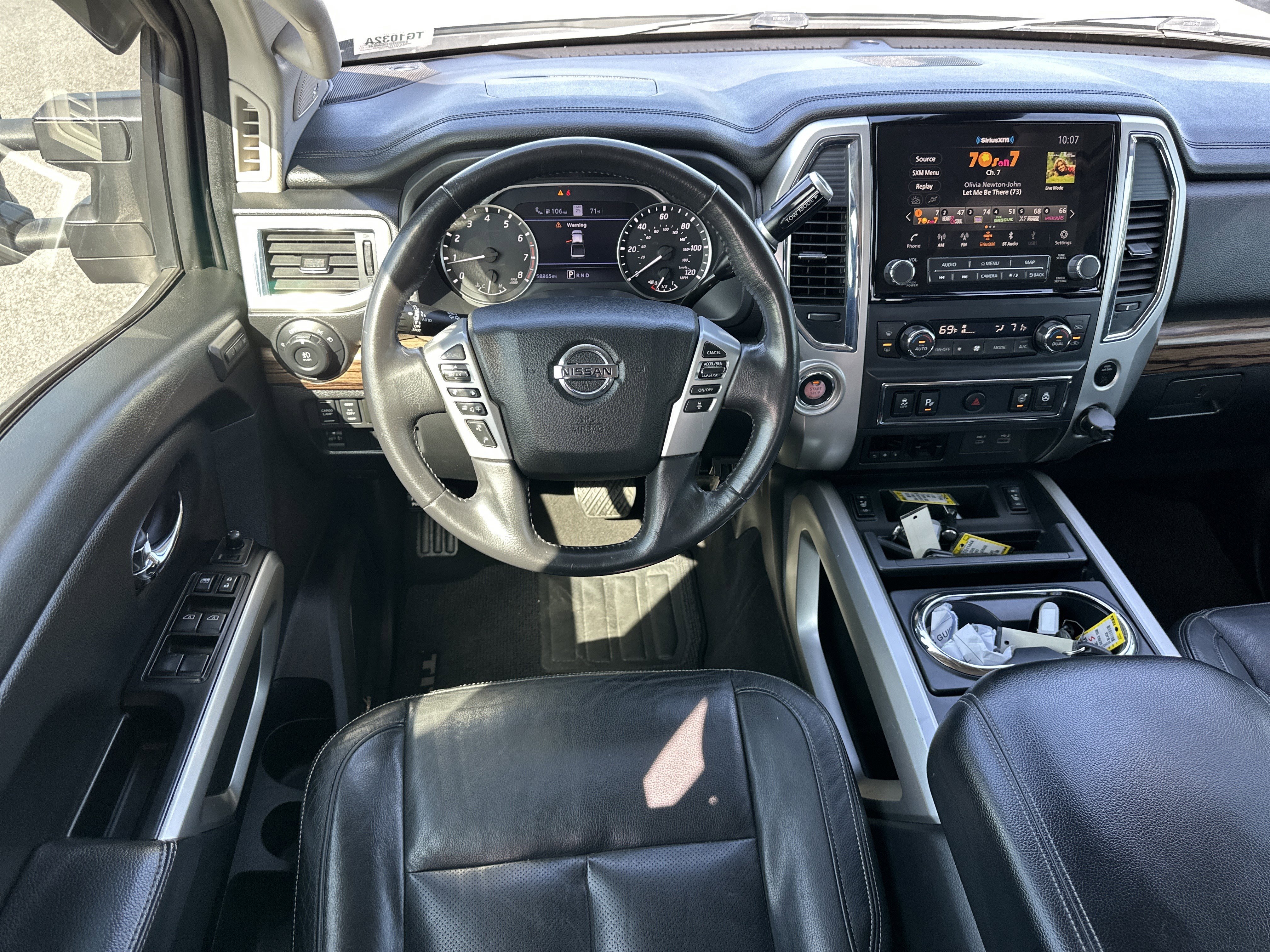 Used 2020 Nissan Titan SL w/ Moonroof Package RWD image 22
