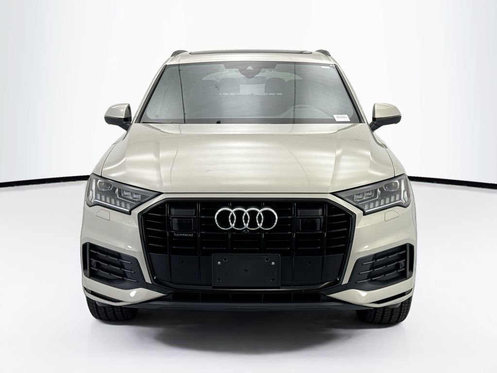 Used 2023 Audi Q7 2.0T Premium Plus w/ Premium Plus Package image 2