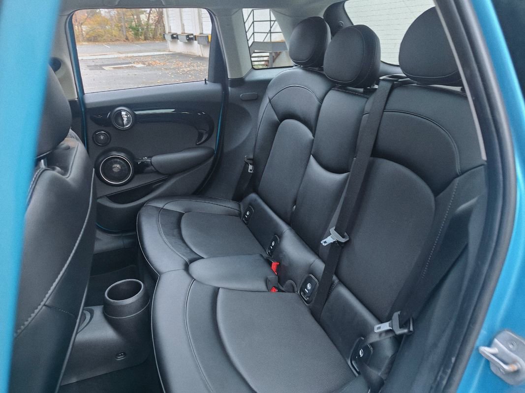 Used 2015 MINI Cooper S image 15