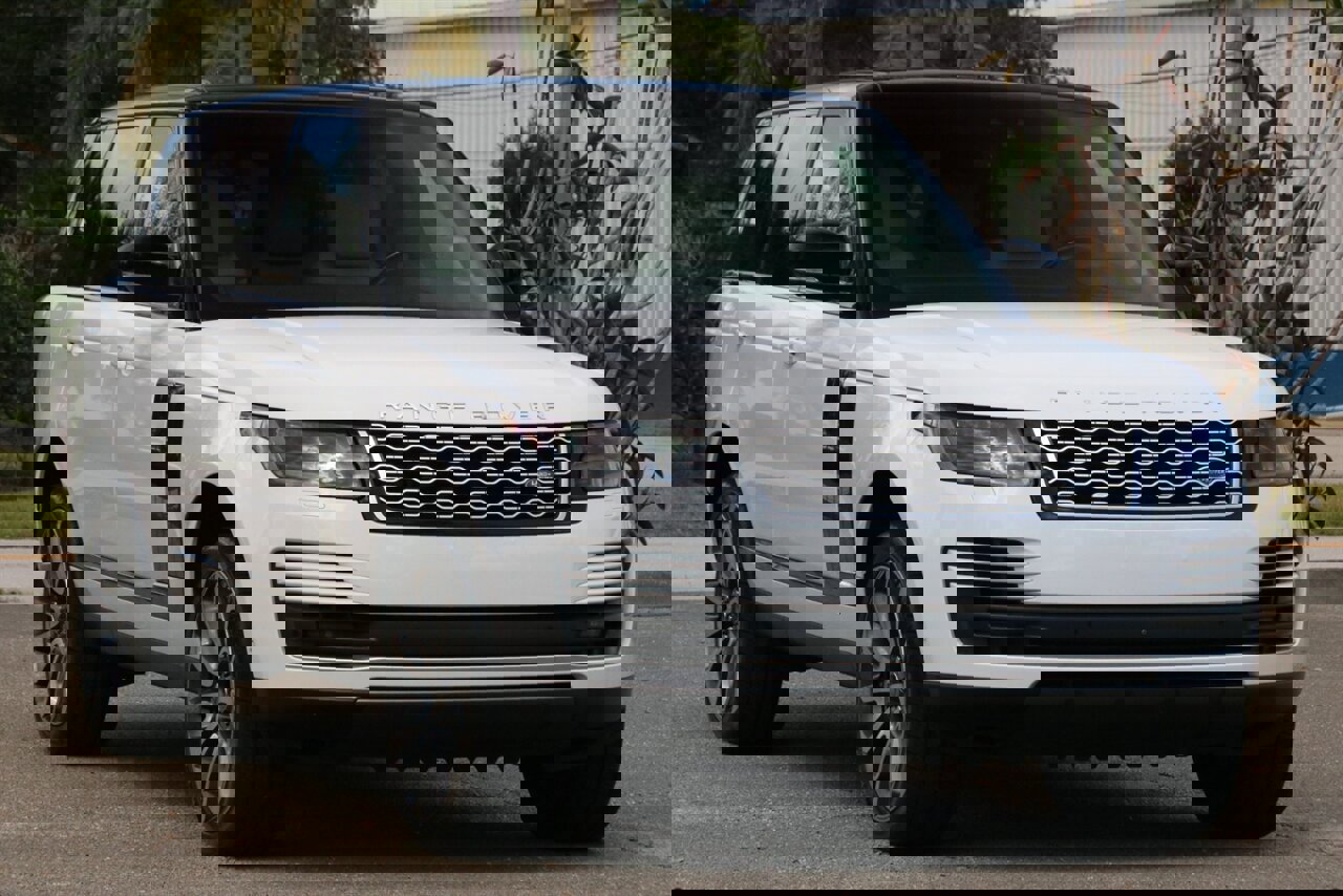 Used 2019 Land Rover Range Rover Supercharged image 10