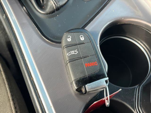 Used 2022 Dodge Challenger SXT w/ Blacktop Package image 33