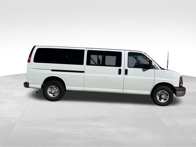 Used 2016 Chevrolet Express 3500 LT w/ LT Preferred Equipment Group image 40