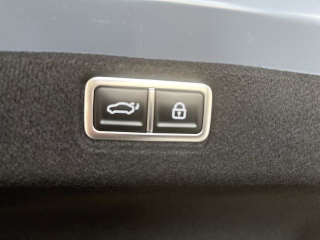 New 2025 Hyundai Sonata Limited image 16