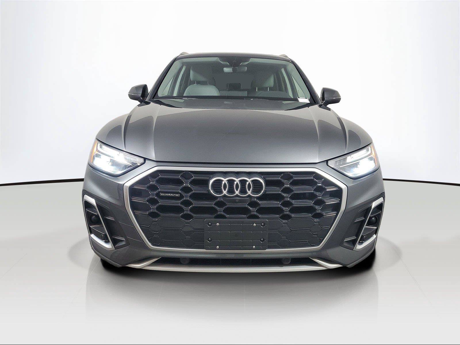 Used 2023 Audi Q5 2.0T Premium Plus w/ Premium Plus Package AWD/4WD image 2