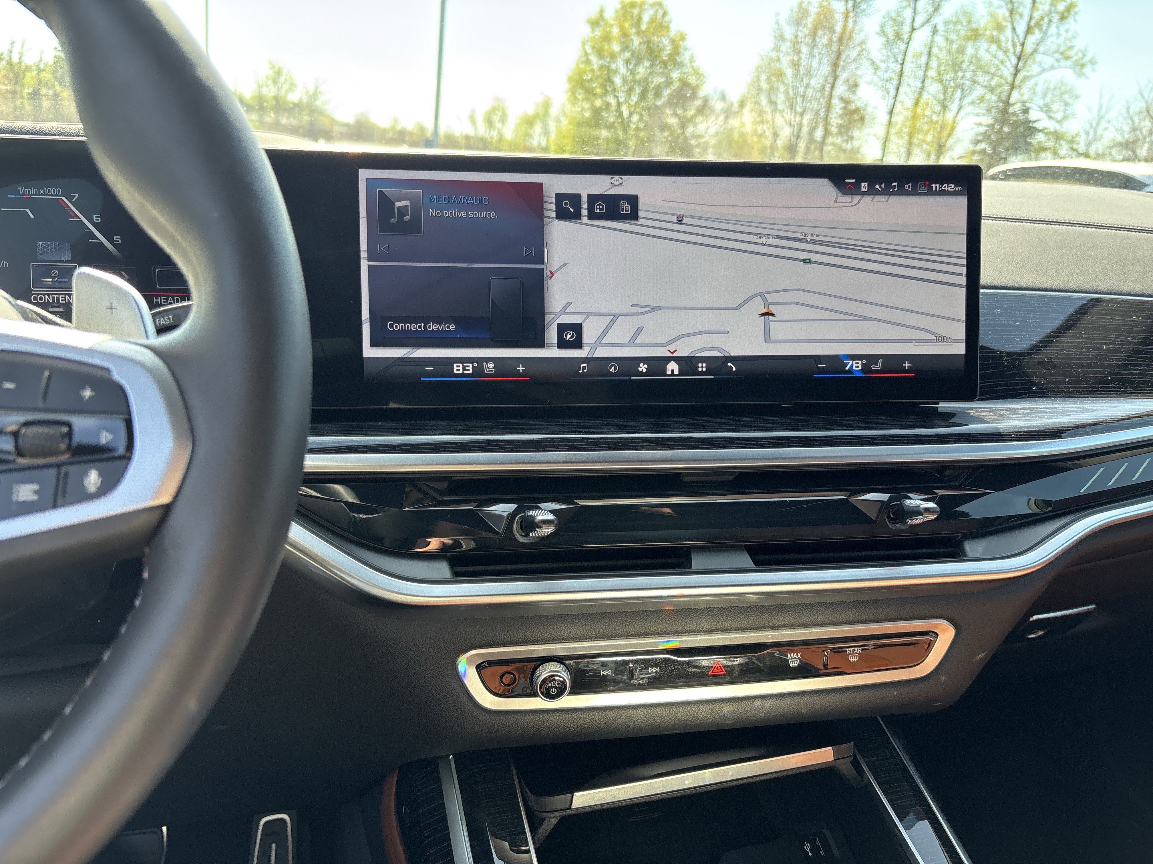 Used 2026 BMW X7 M60i image 31