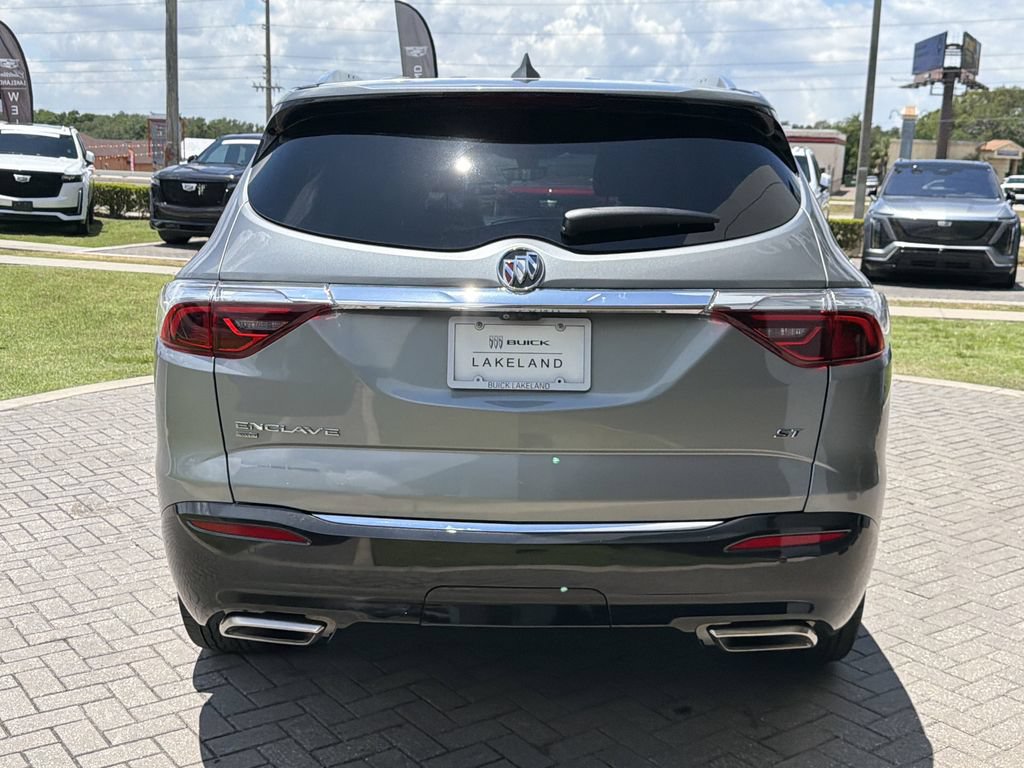 Used 2024 Buick Enclave Essence w/ Experience Buick Package AWD/4WD image 5
