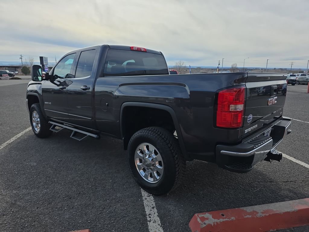 Used 2015 GMC Sierra 2500 SLE w/ SLE Preferred Package image 5
