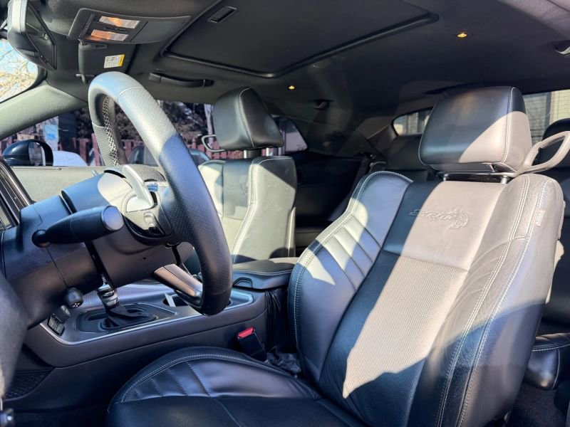 Used 2018 Dodge Challenger SRT Hellcat image 11