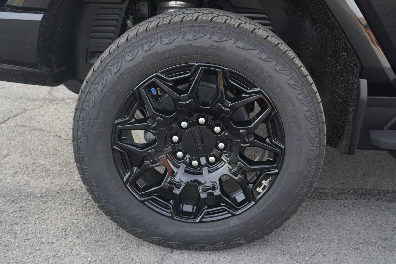 New 2026 GMC Hummer EV 4x4 Crew Cab image 14