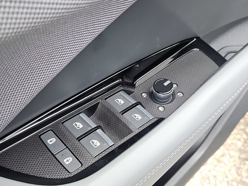 New 2026 Audi Q3 quattro 2.0T AWD/4WD image 19