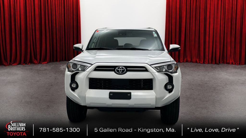 Certified 2022 Toyota 4Runner SR5 Premium w/ Moonroof Package image 2