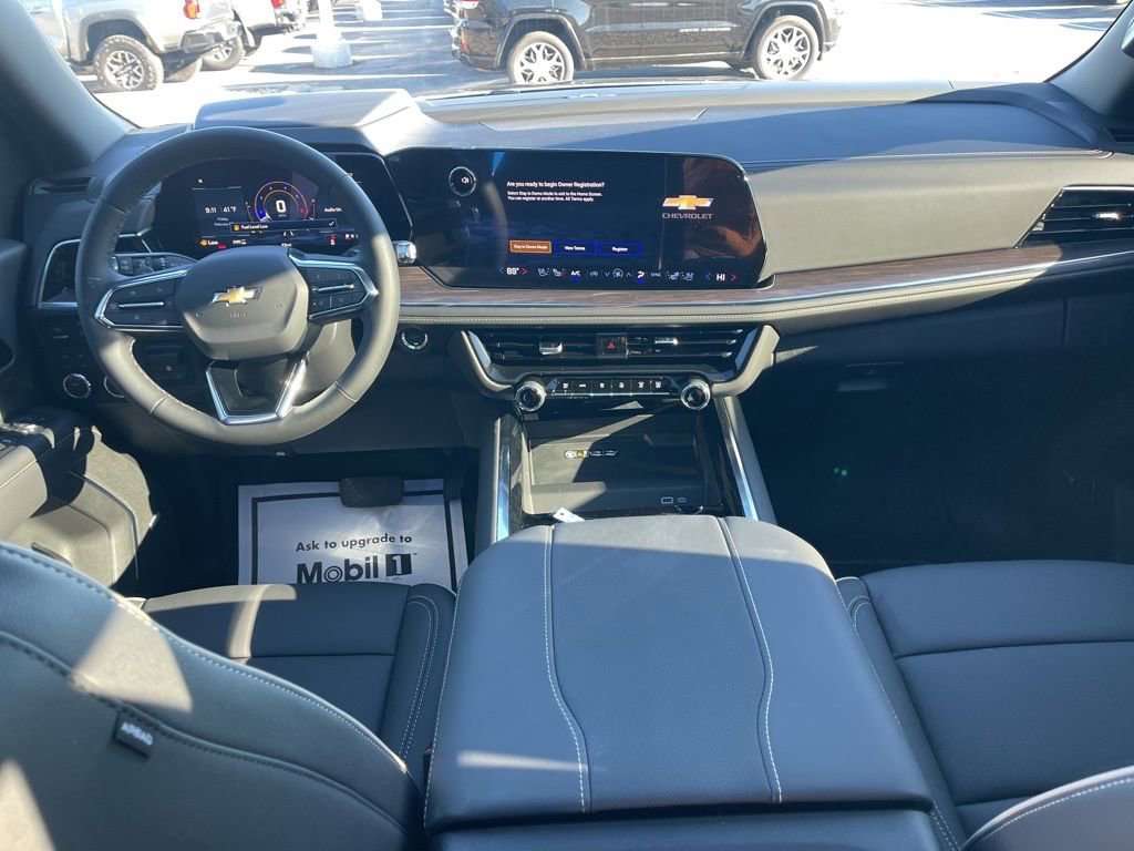 New 2026 Chevrolet Suburban Premier image 21
