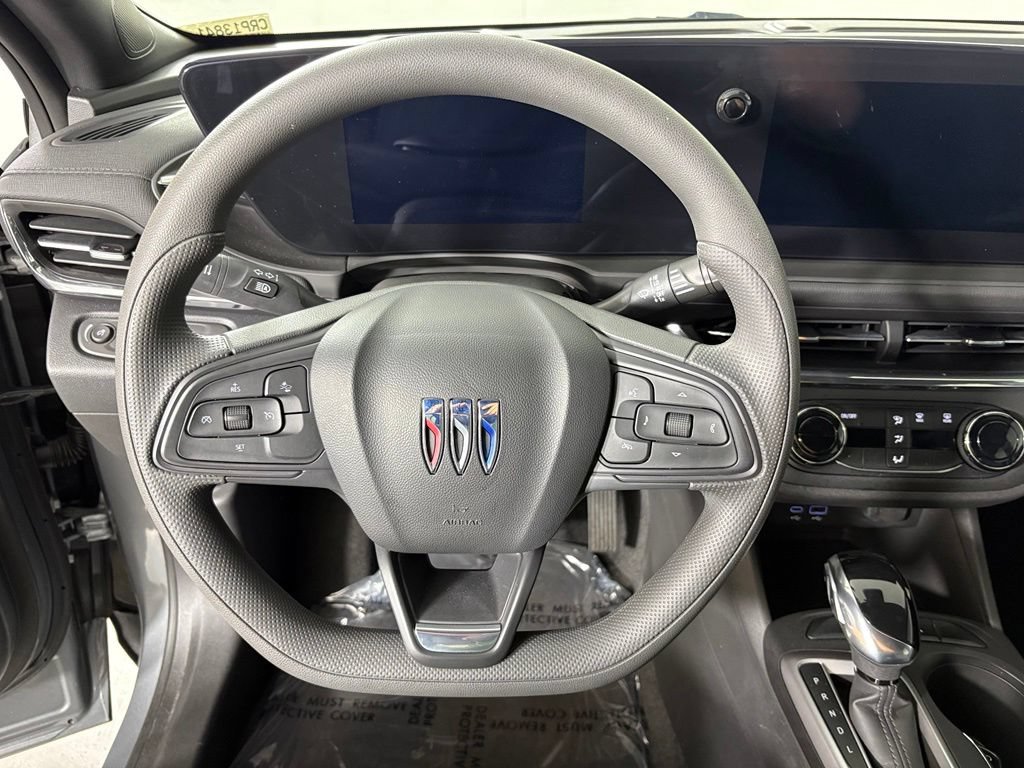 Certified 2025 Buick Envista Preferred FWD image 27