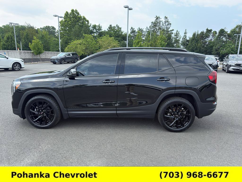 Certified 2024 GMC Terrain SLT w/ Elevation Edition FWD image 8