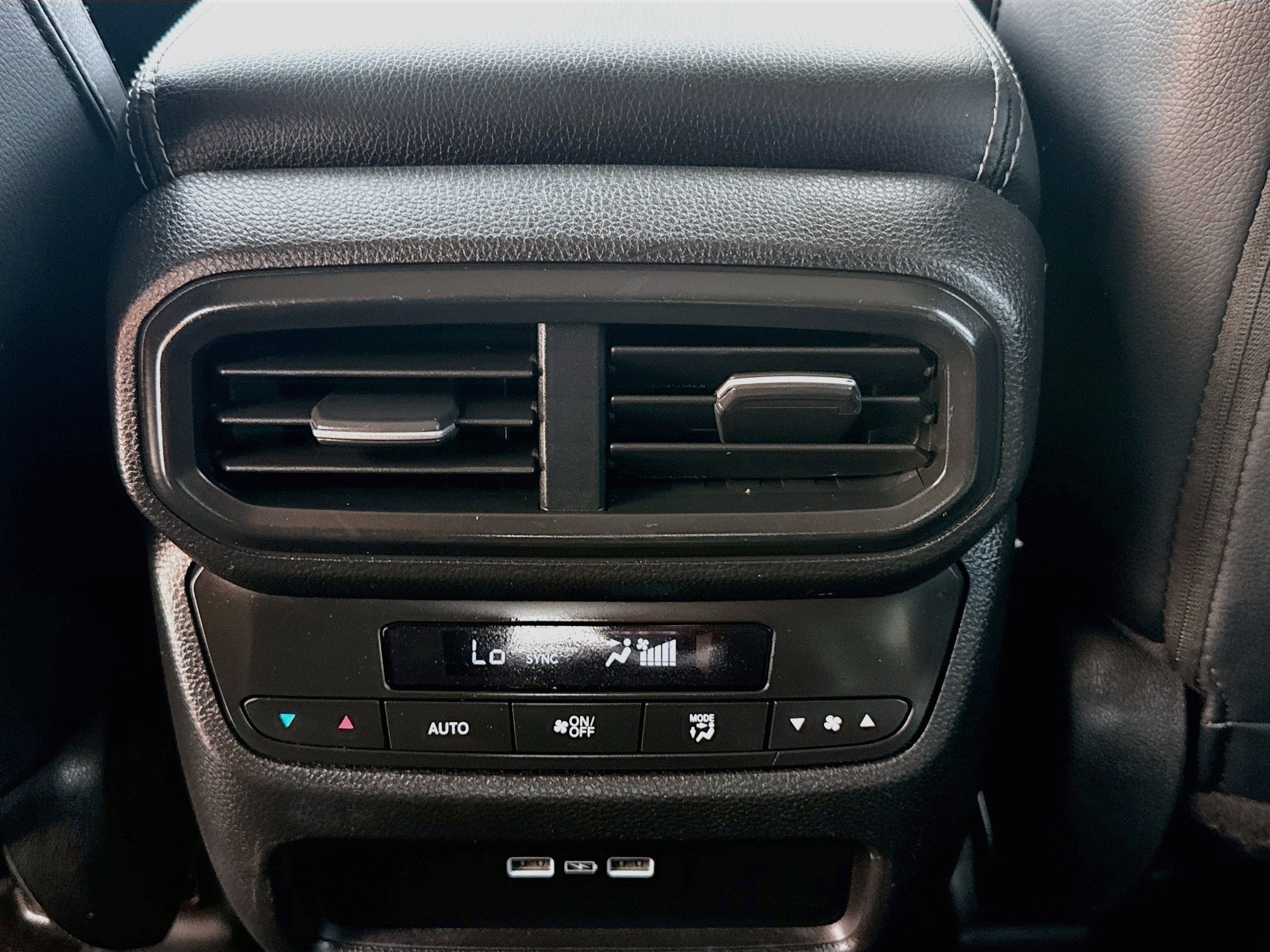 Used 2023 Honda Pilot EX-L image 22