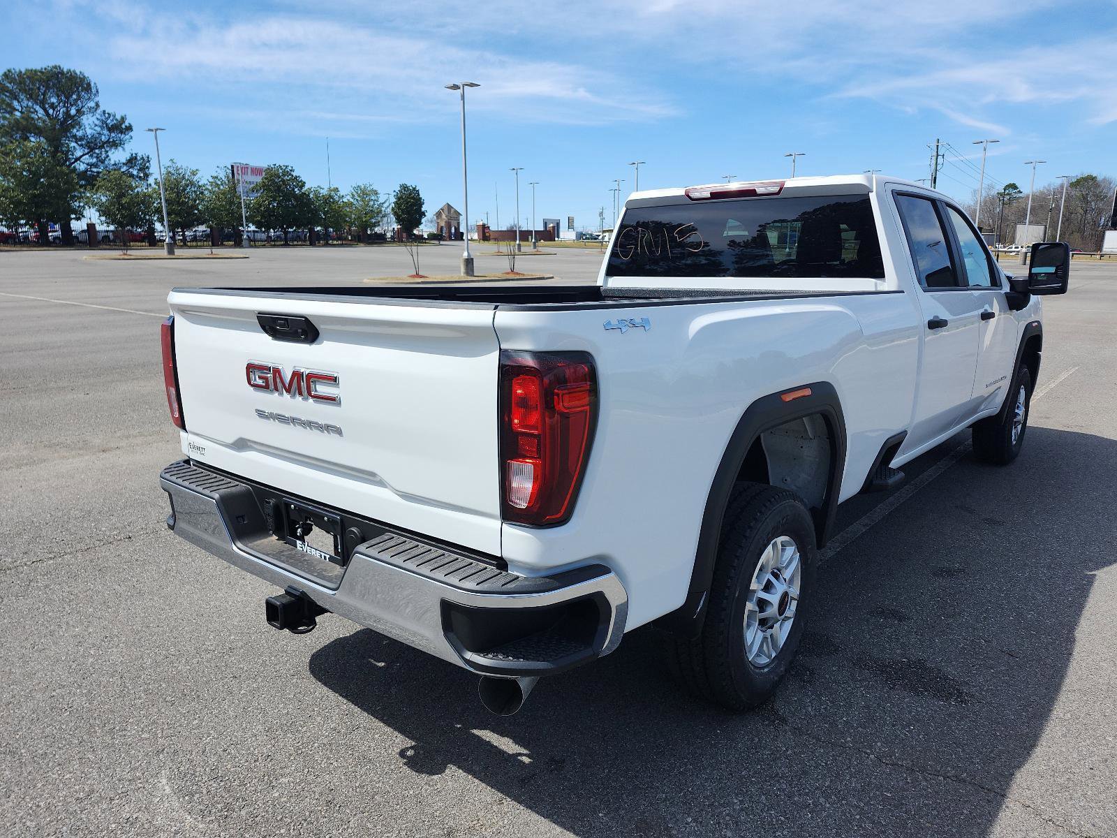 New 2025 GMC Sierra 2500 Pro w/ Convenience Package image 3