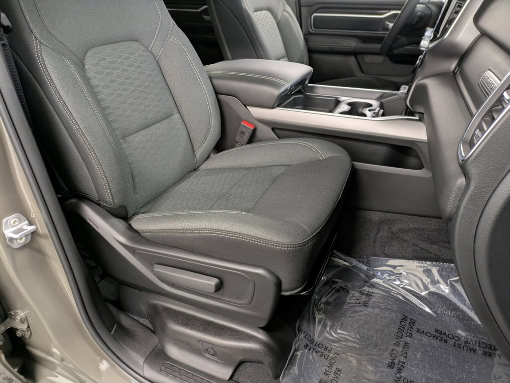 Used 2026 RAM 1500 Big Horn AWD/4WD image 31