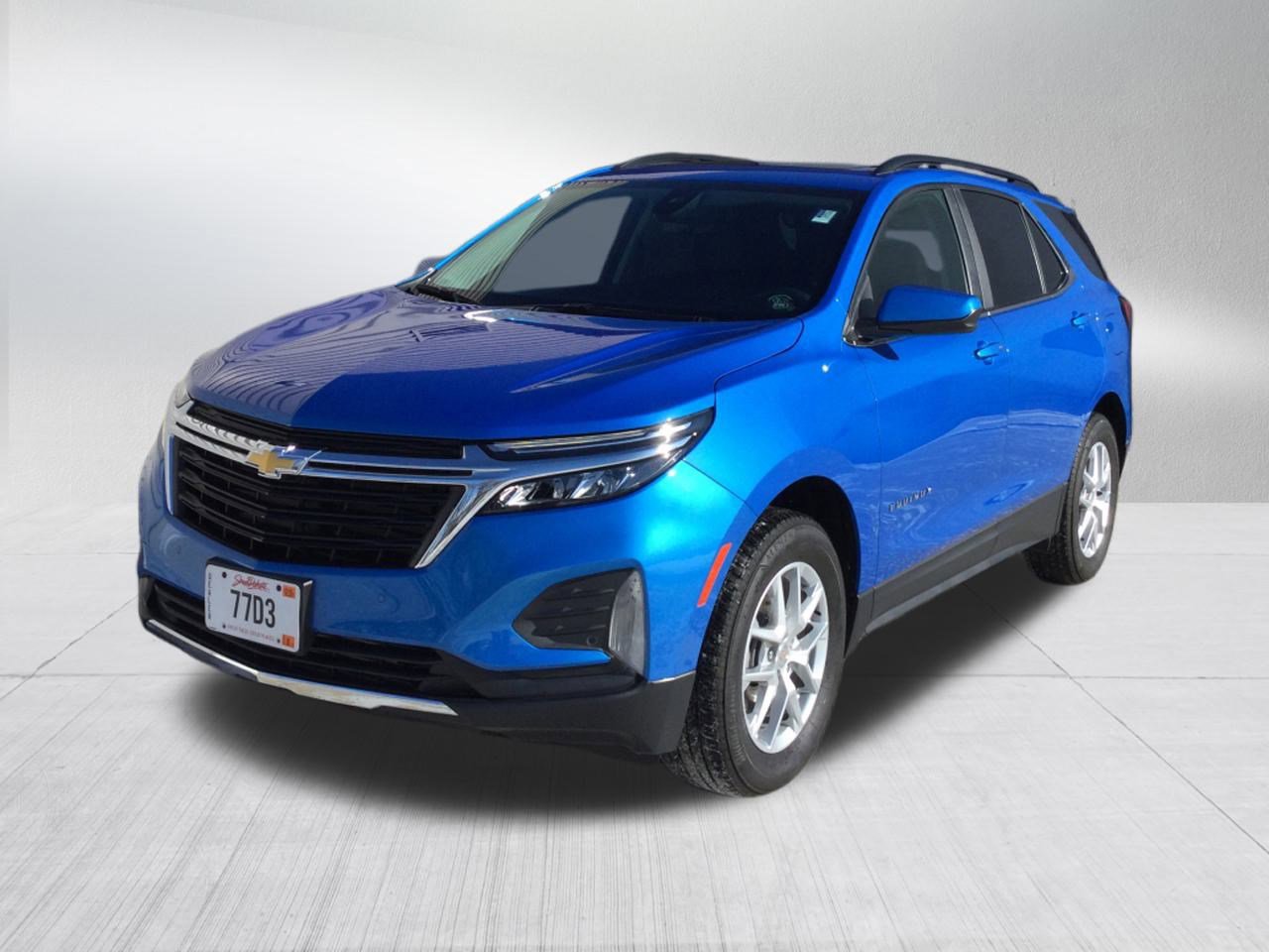 Used 2024 Chevrolet Equinox LT AWD/4WD image 2