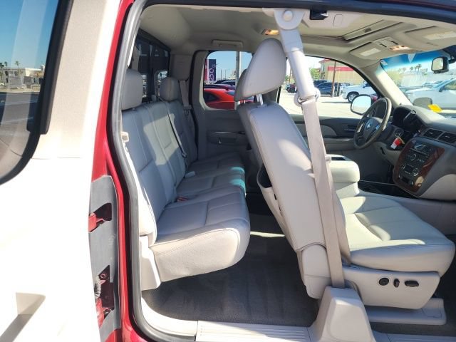 Used 2008 Chevrolet Silverado 2500 LTZ w/ Suspension Package, Off-Road AWD/4WD image 27