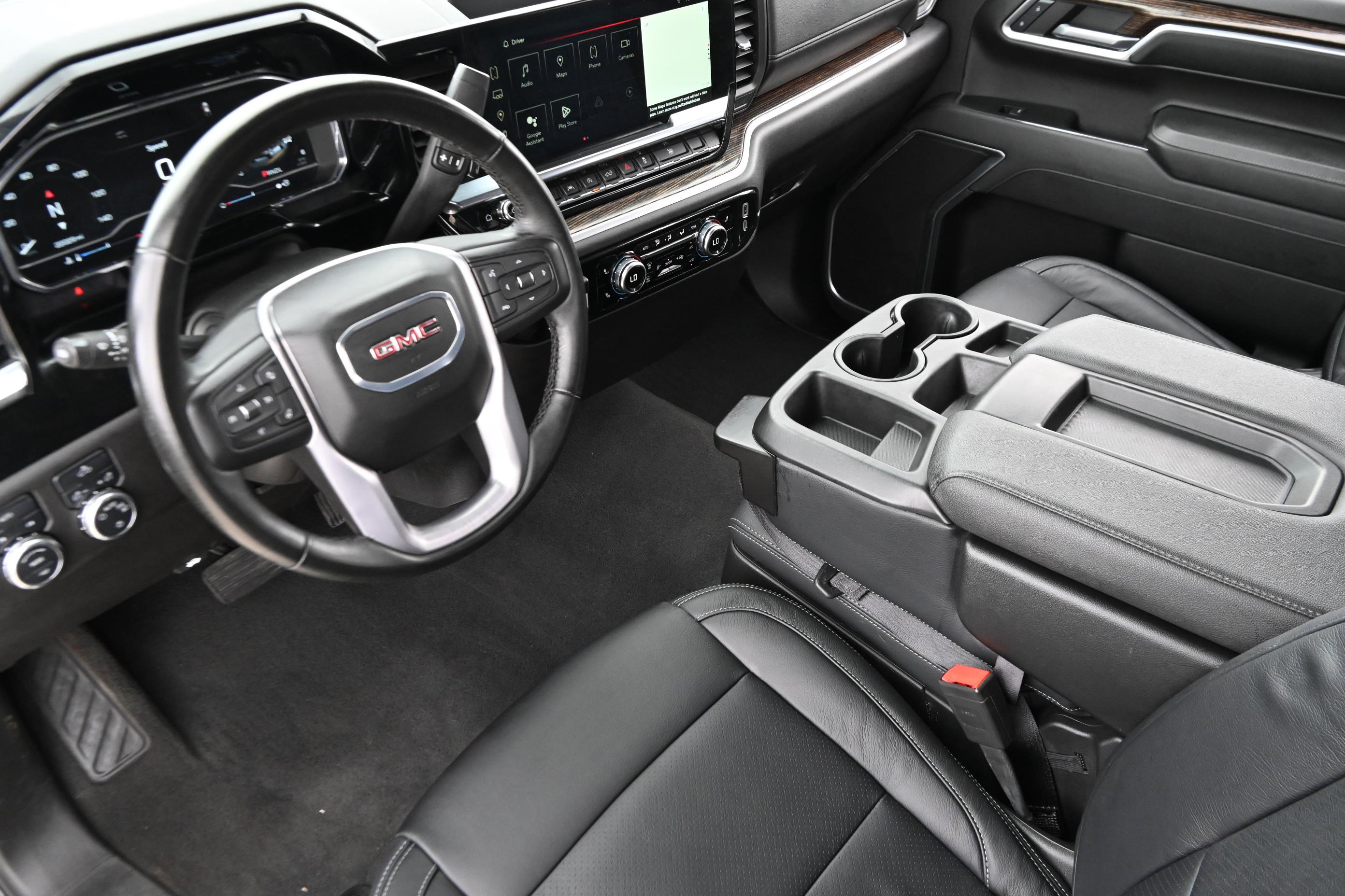 Used 2024 GMC Sierra 1500 SLE w/ Preferred Package image 14