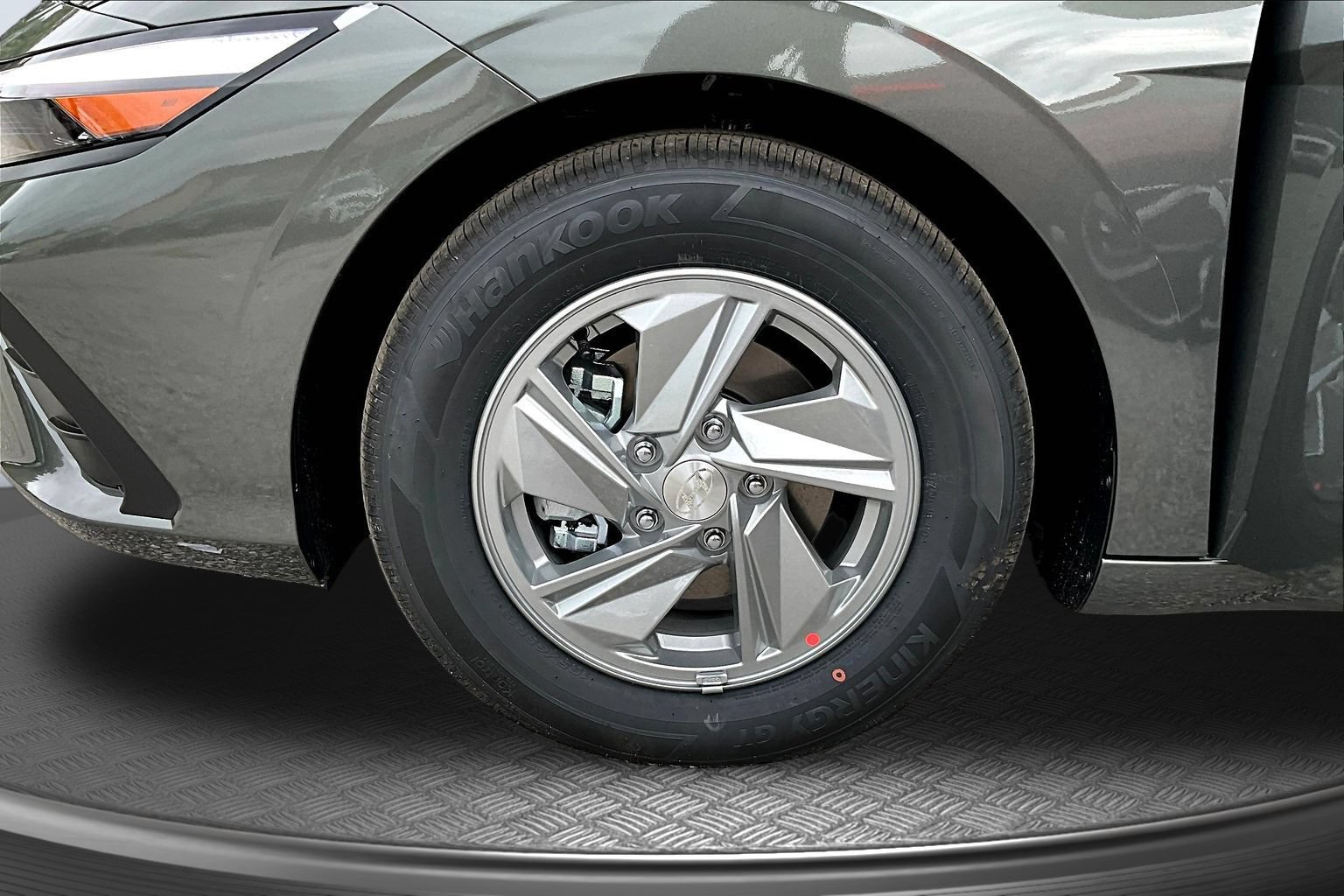 New 2026 Hyundai Elantra SE FWD image 11
