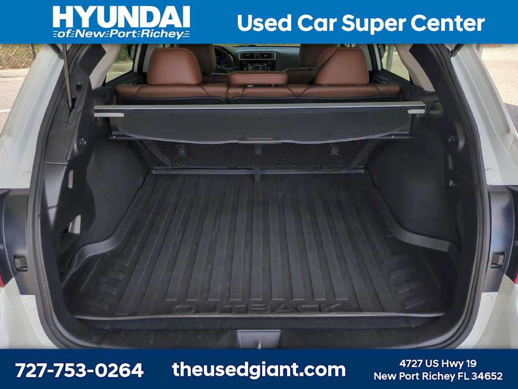 Used 2017 Subaru Outback 2.5i Touring w/ Popular Package #5A AWD/4WD image 12