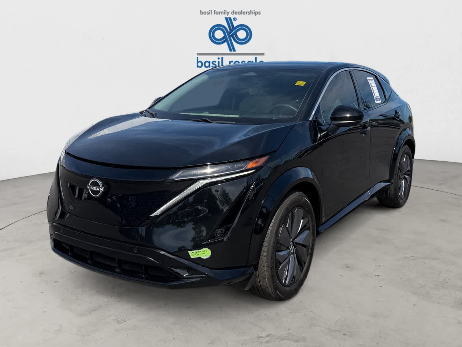 Used 2023 Nissan Ariya FWD image 2