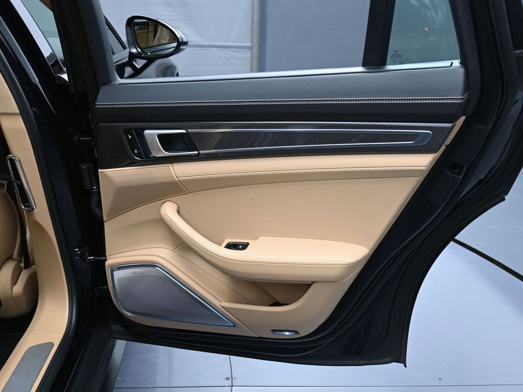 Certified 2018 Porsche Panamera Turbo S image 27