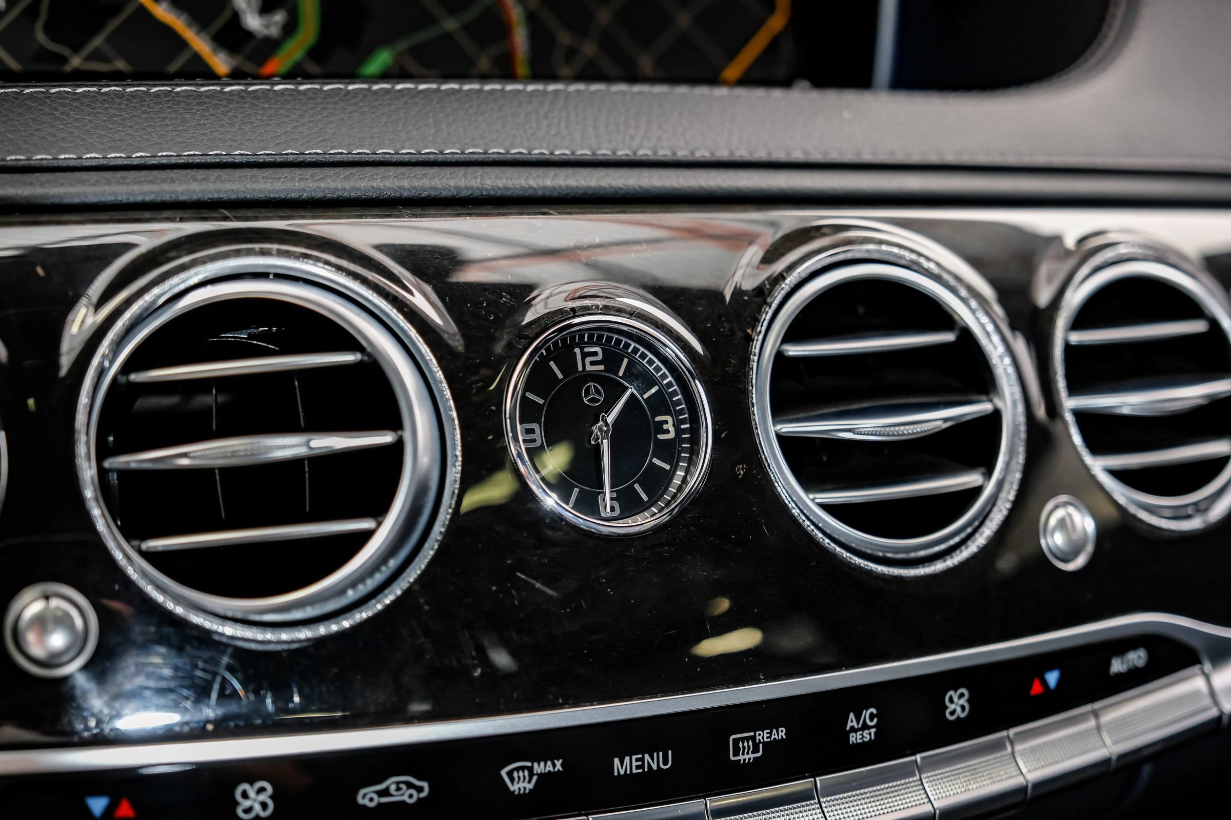 Used 2015 Mercedes-Benz S 550 Sedan image 30