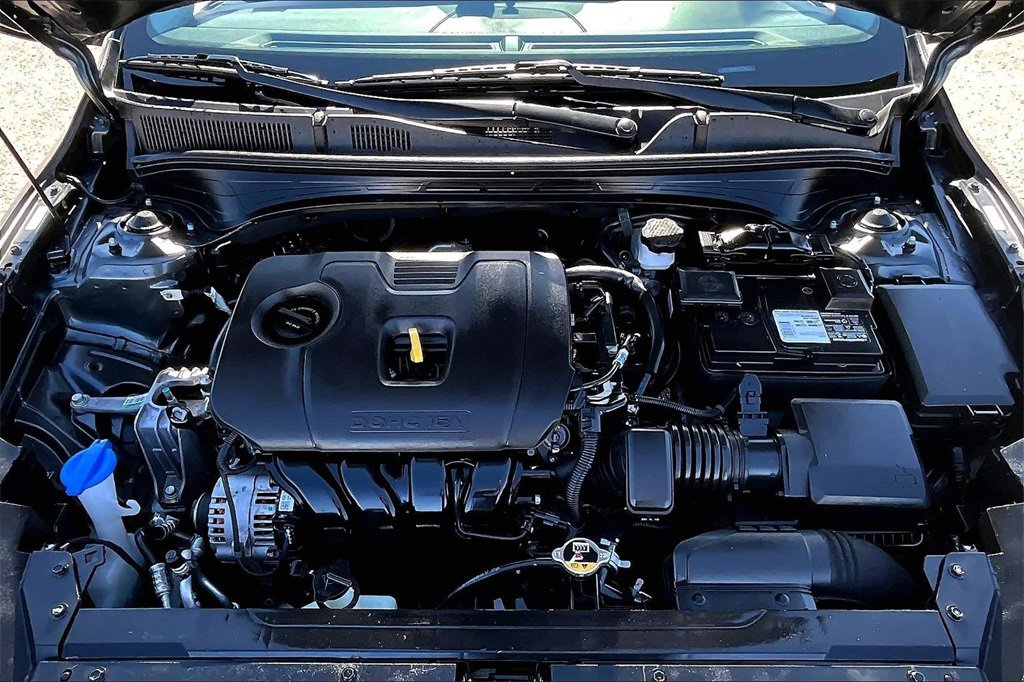 Used 2024 Kia Forte LXS w/ LXS Technology Package image 9