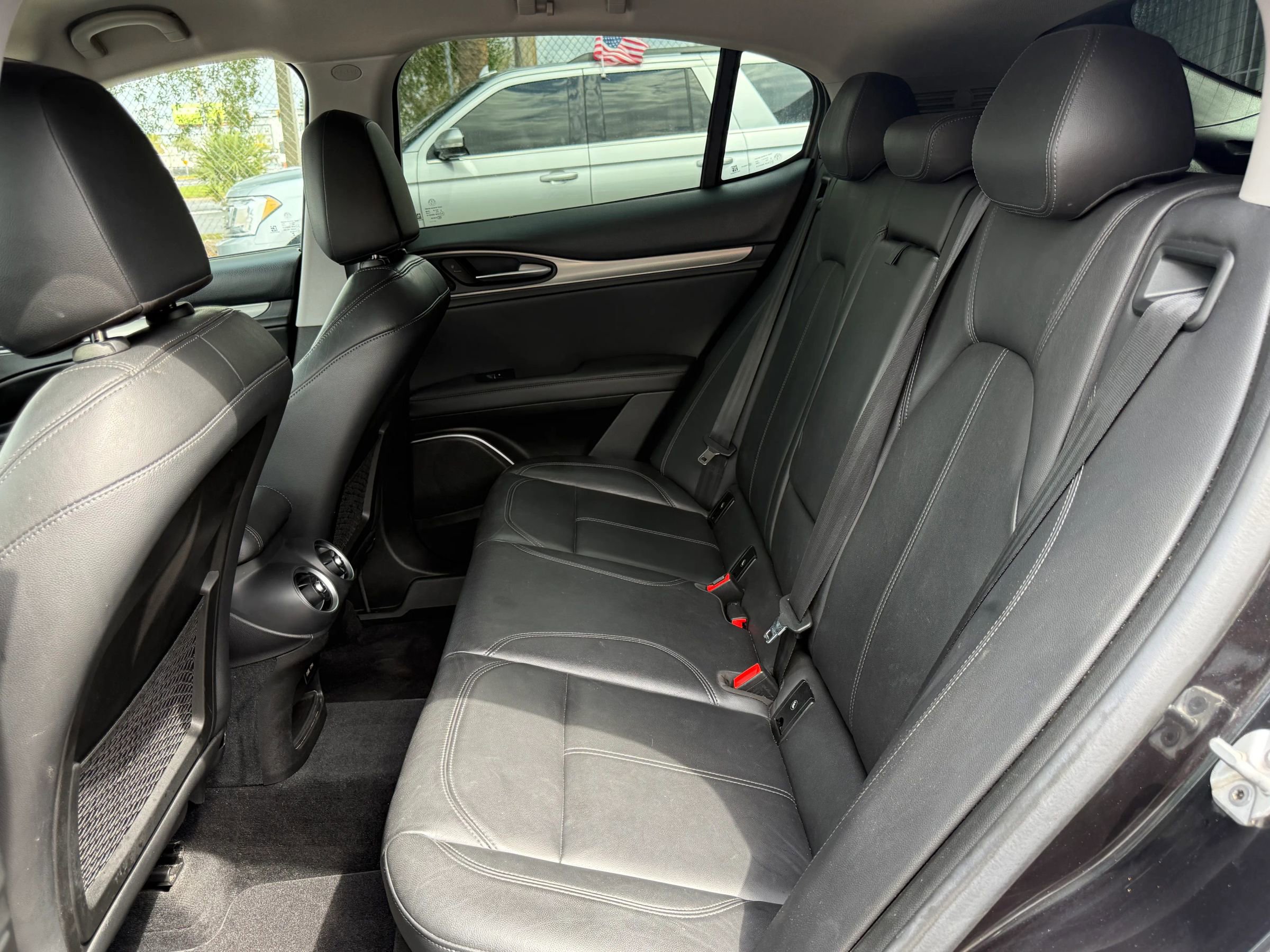 Used 2018 Alfa Romeo Stelvio Sport w/ Quick Order Package 22J Sport image 12